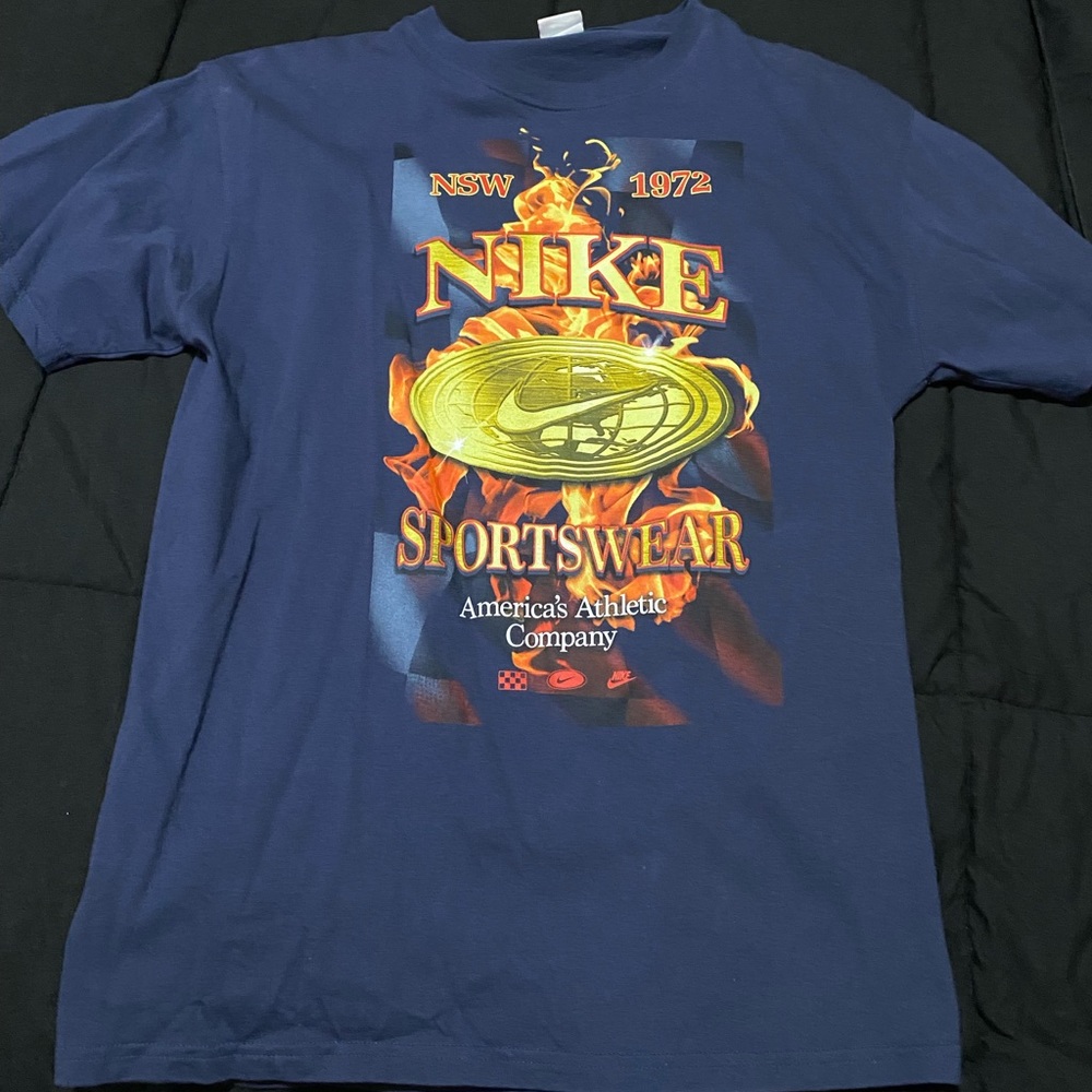 Nike Oversized Graphic Tee